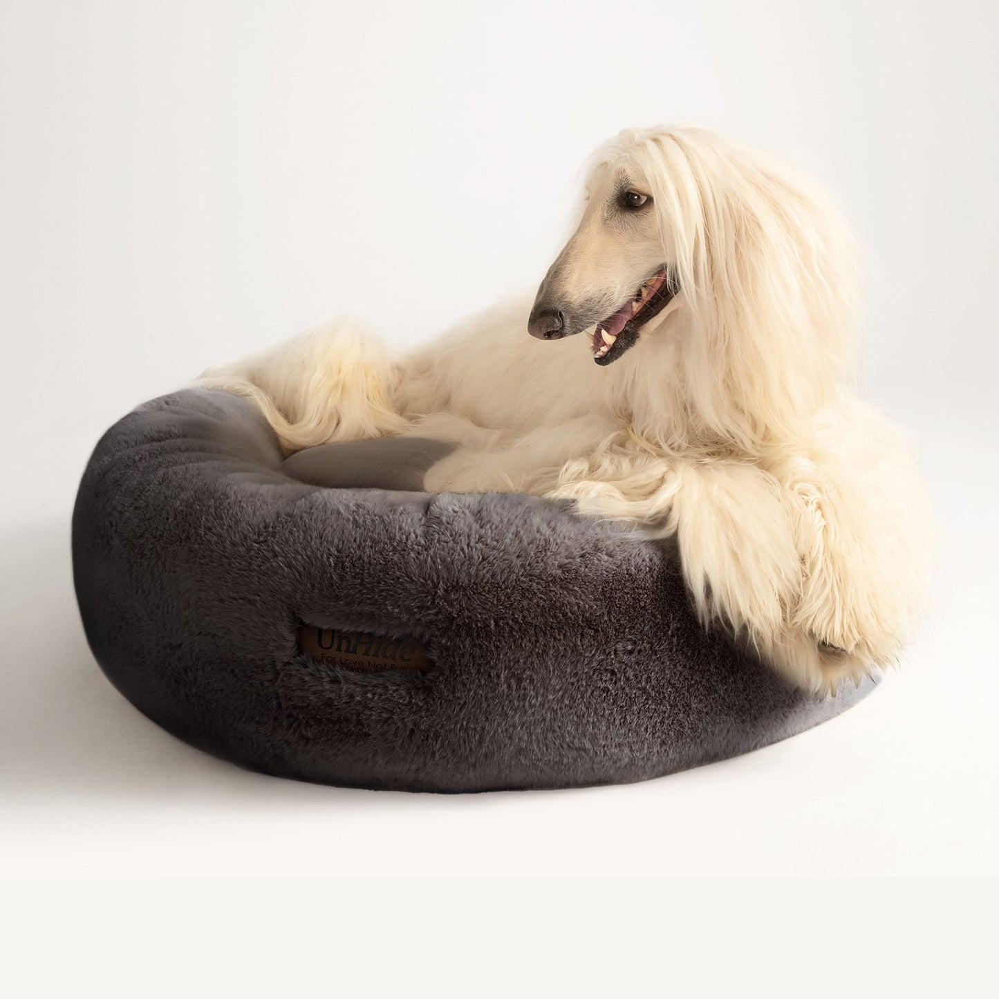 Calming Faux Fur Pet Bed with Washable Cover