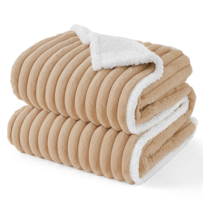 Waterproof Reversible Pet Blanket with Cozy Fleece