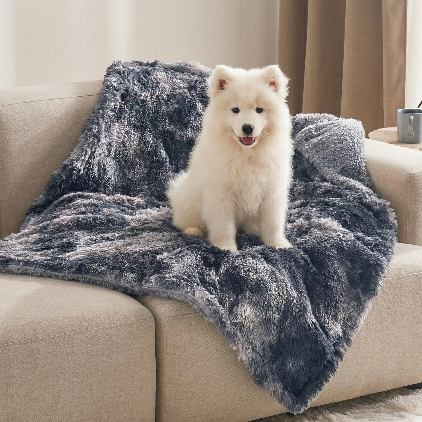 Calming Waterproof Pet Blanket with Faux Fur Cover