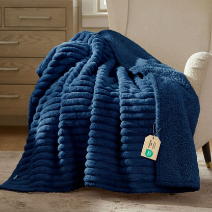 Waterproof Reversible Pet Blanket with Cozy Fleece