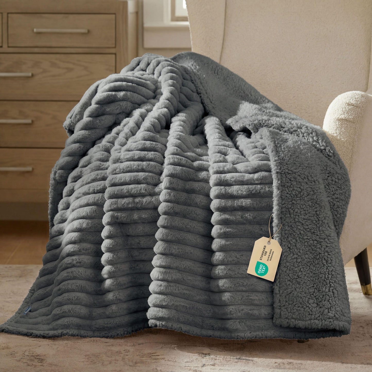 Waterproof Reversible Pet Blanket with Cozy Fleece