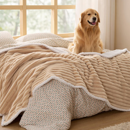 Waterproof Reversible Pet Blanket with Cozy Fleece