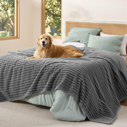 Waterproof Reversible Pet Blanket with Cozy Fleece